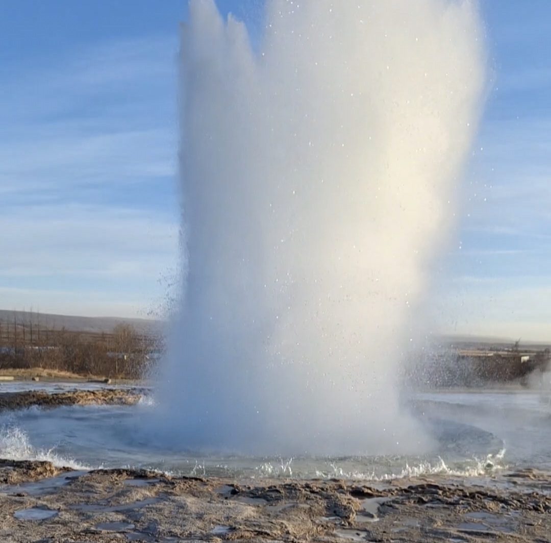 strokkur geyser golden circle stop in iceland